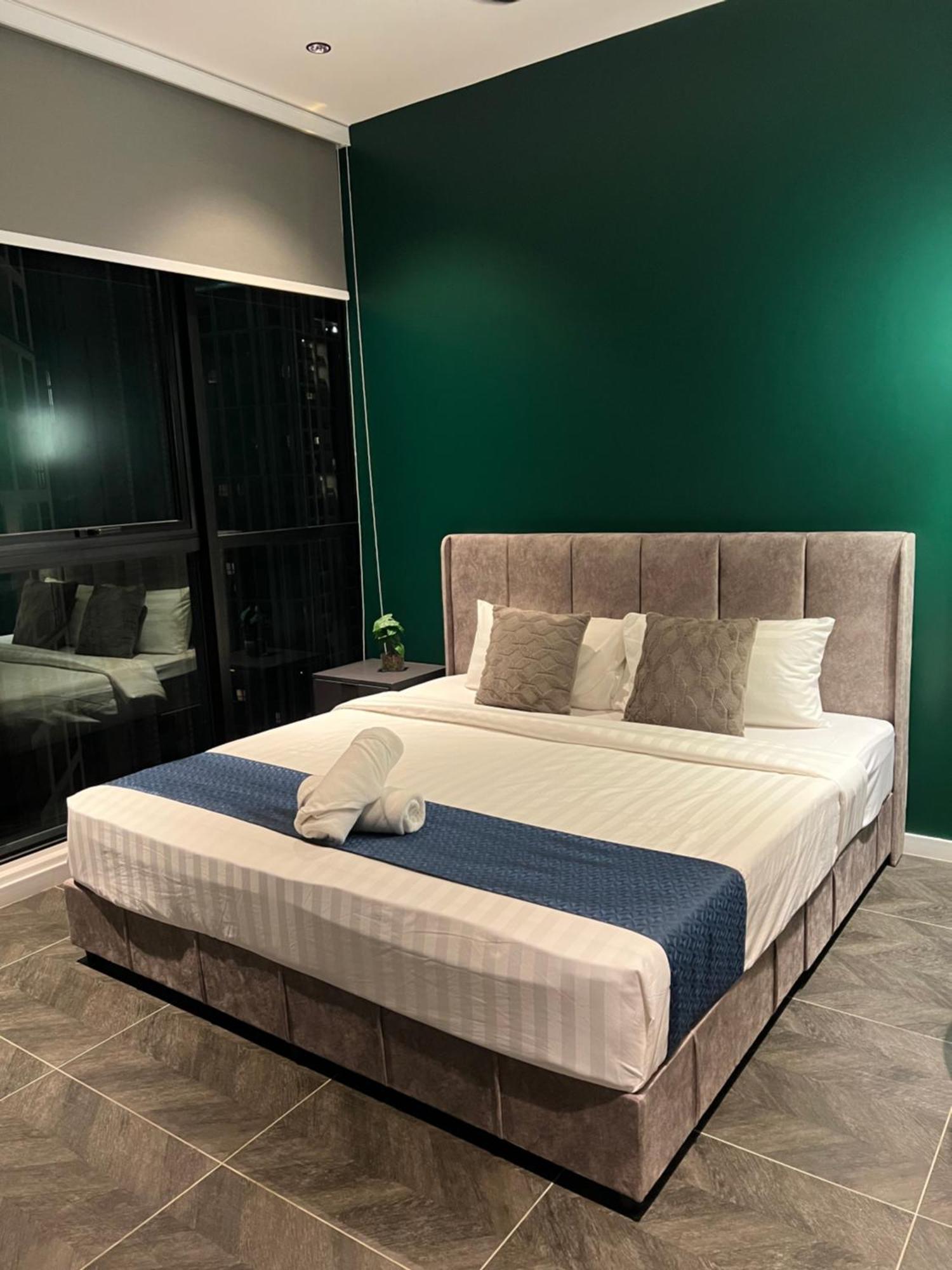Scarletz Suites Kuala Lumpur By City Center Экстерьер фото